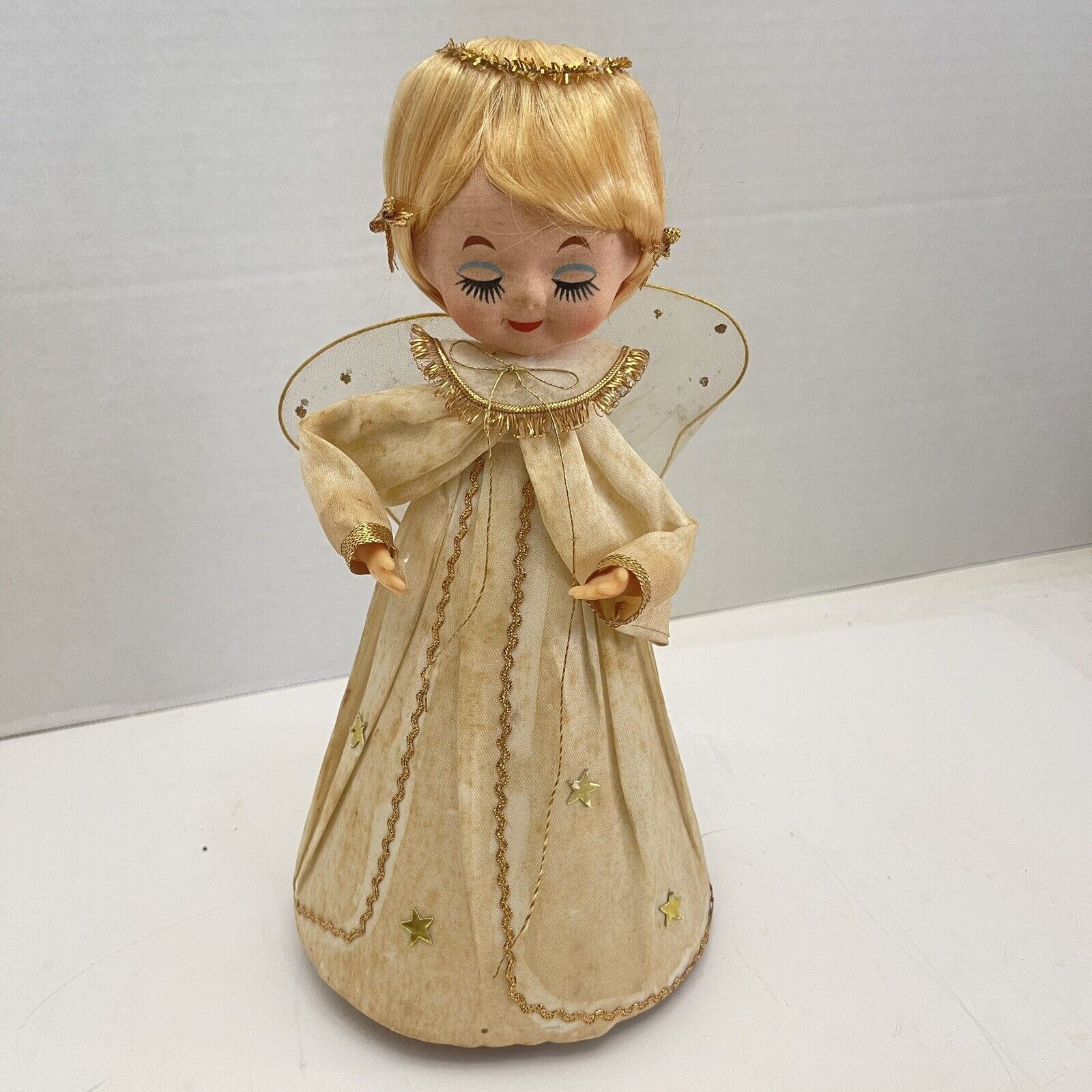 Vintage Christmas Angel Music Box Figurine READ 