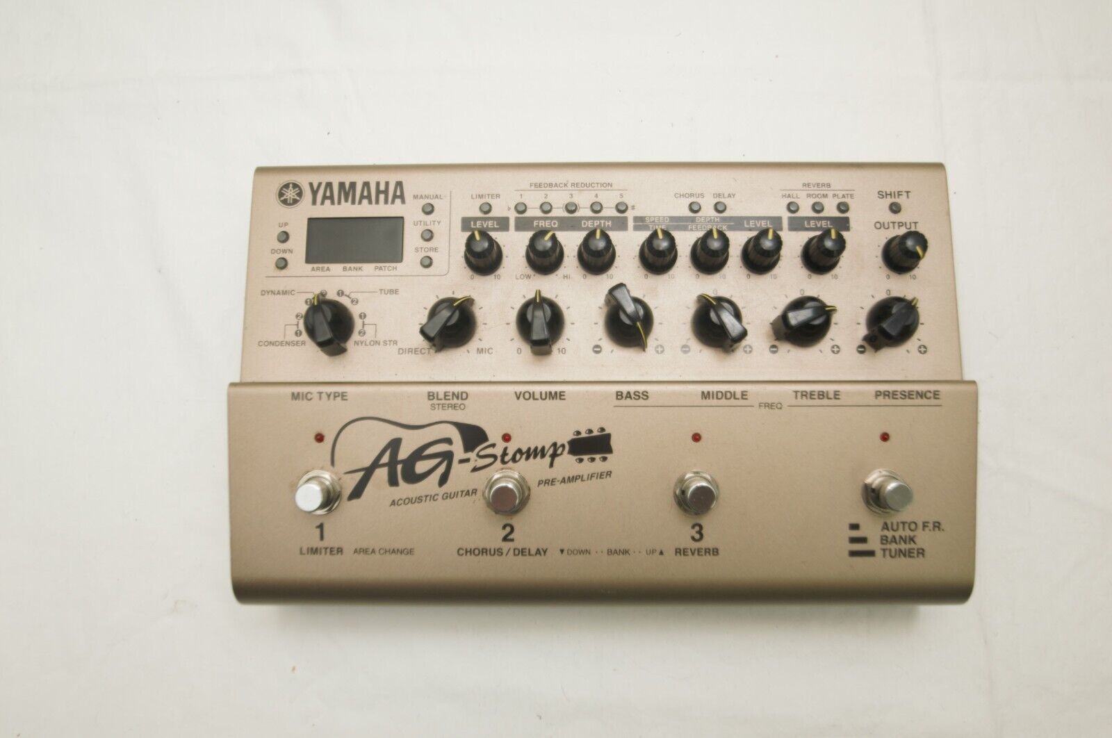 Yamaha Acoustic Guitar Eletronic Pre-Amp Pedal - AG Gold Stomp Pedal