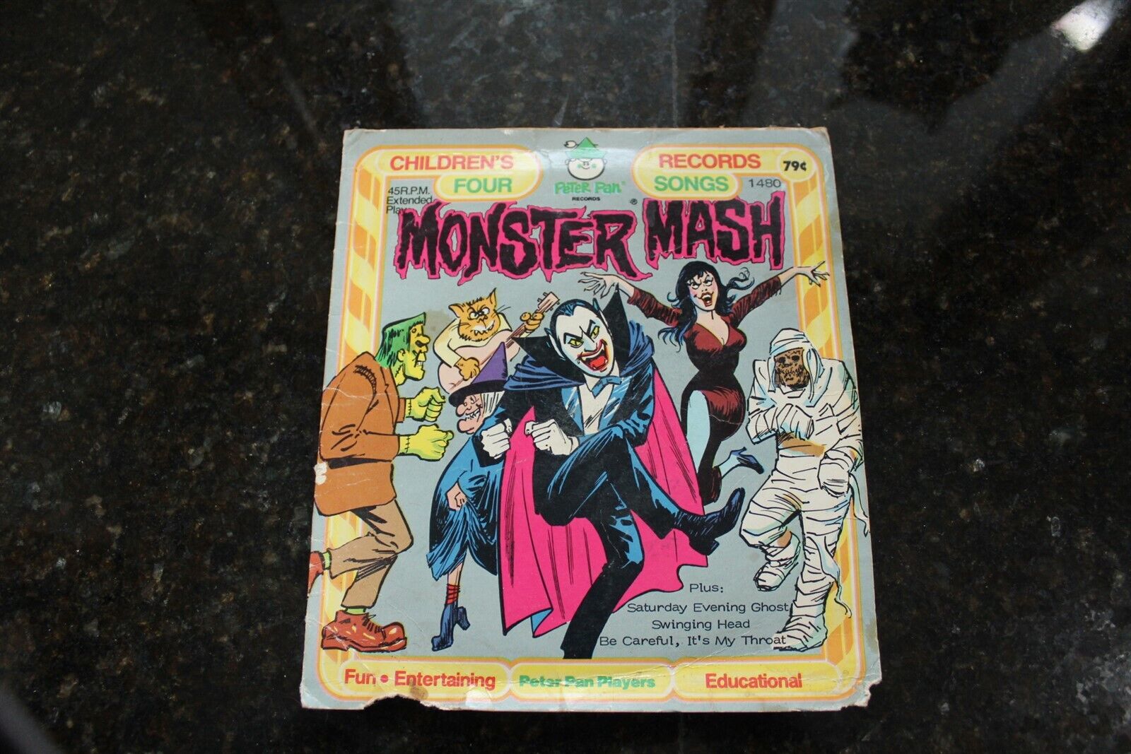Vintage Kids Record w/ 4 Songs Monster Mash, Saturday Evening Ghost Plus More