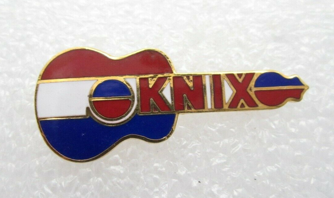 Knix Guitar Lapel Pin (B481)