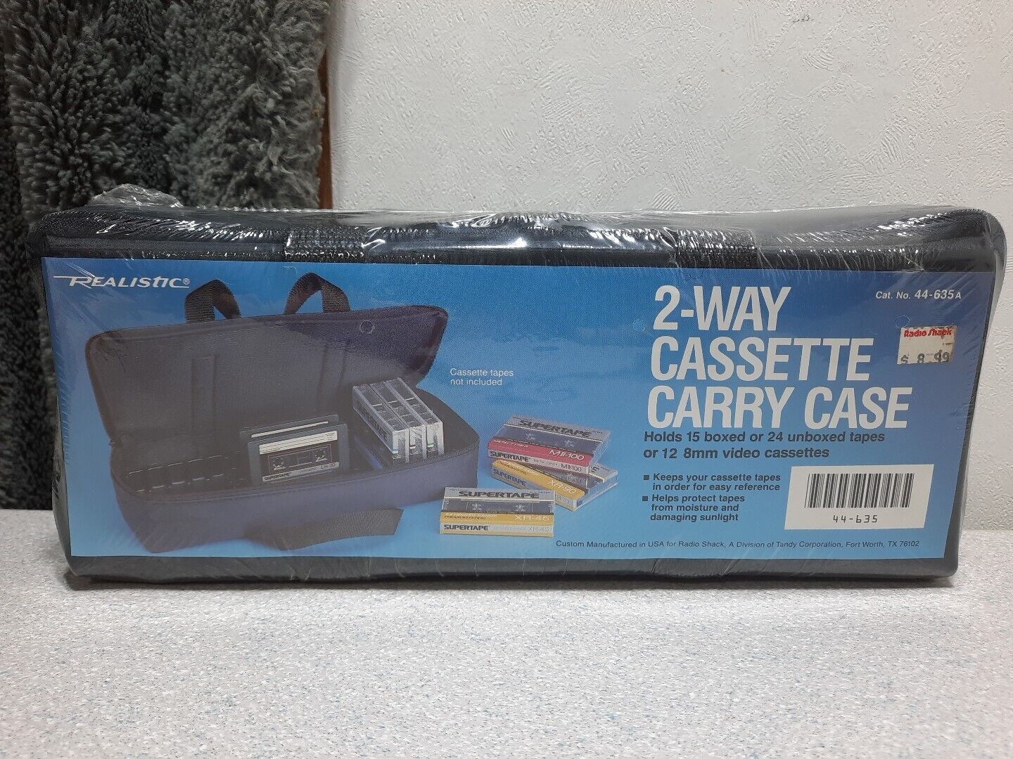New Sealed Vintage Realistic Radio Shack  15 Cassette Carry Case Cat no 44-635A 