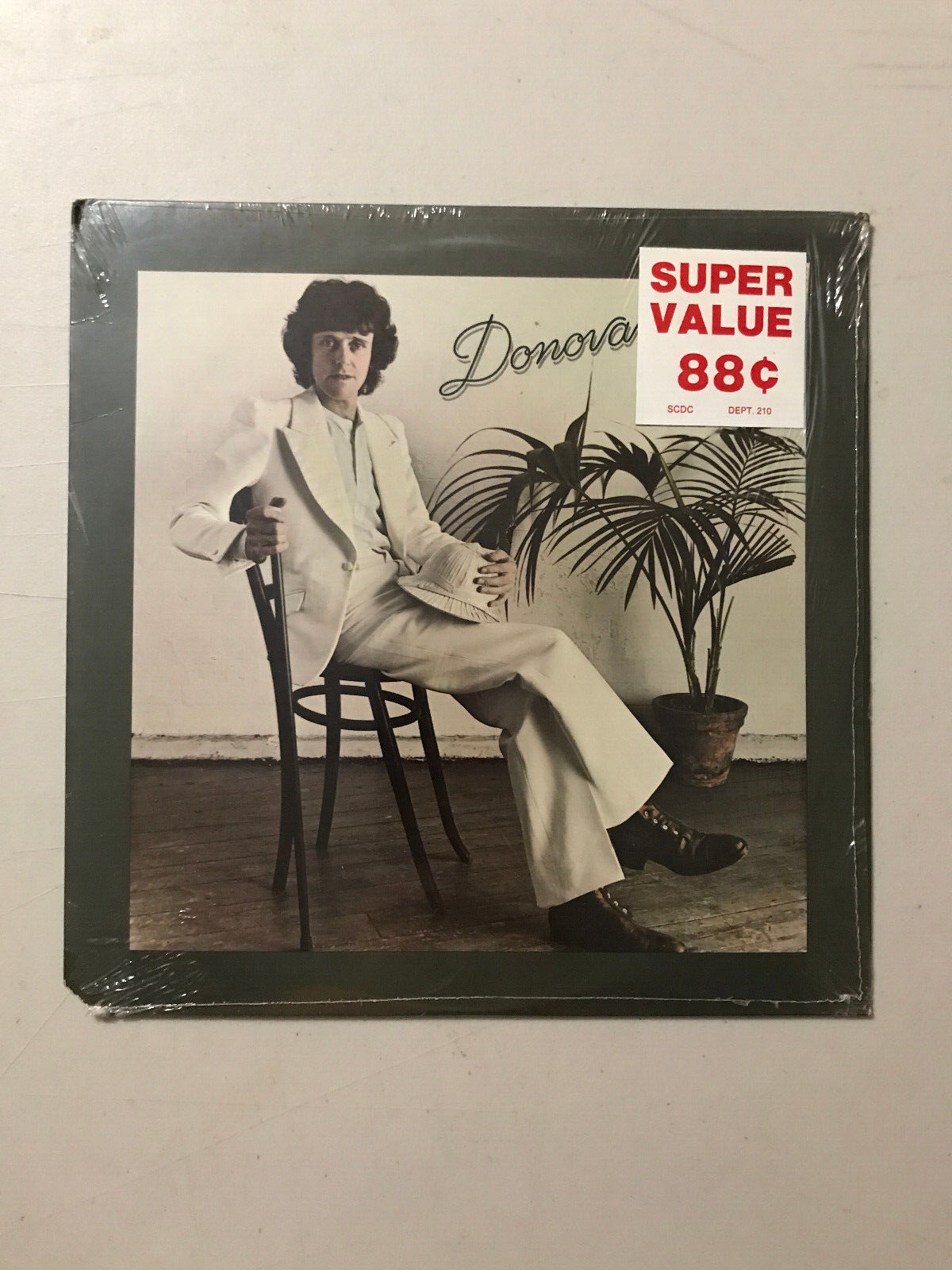 Donovan- SELF TITLED - 1977 Arista AB 4143 Stereo Vinyl LP