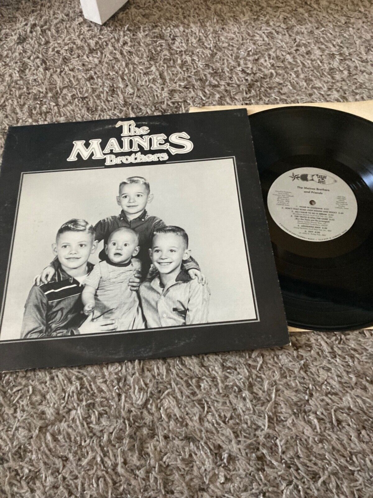 THE MAINES BROTHERS & FRIENDS RARE LP 1978 OUTLAW COUNTRY AND BAND LLOYD