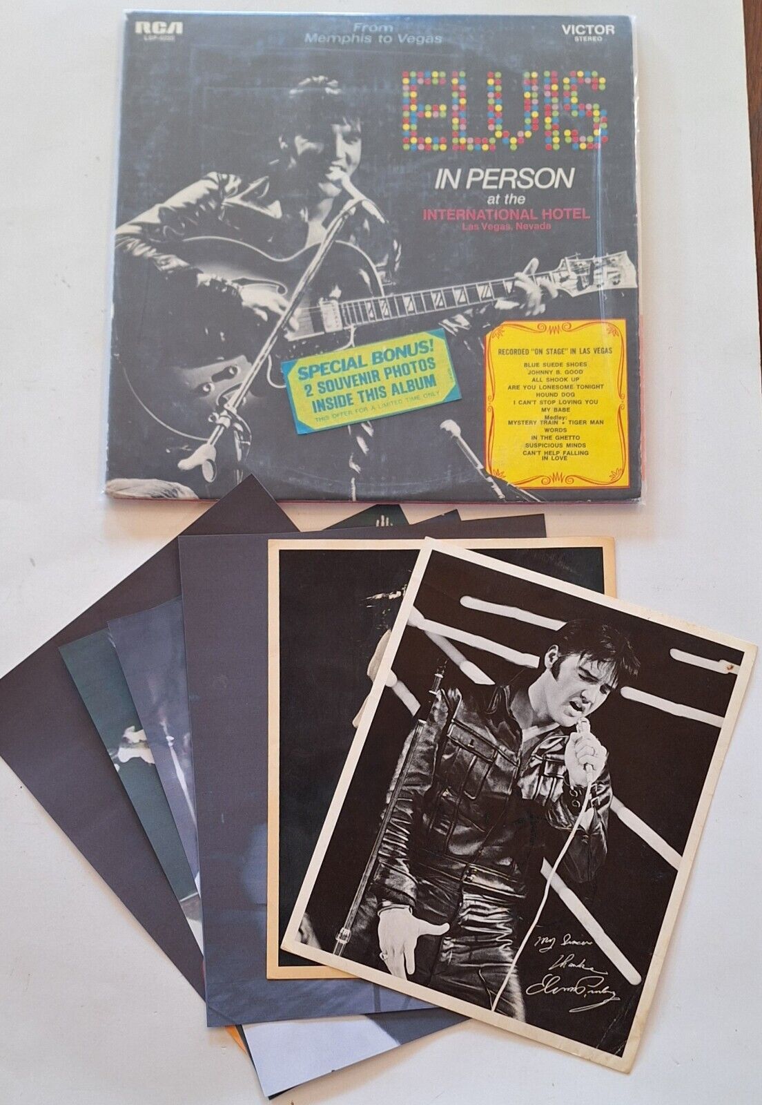 ELVIS PRESLEY From Memphis to Vegas 1969 1st Edition 2-LP with 2 BONUS PHOTOS 