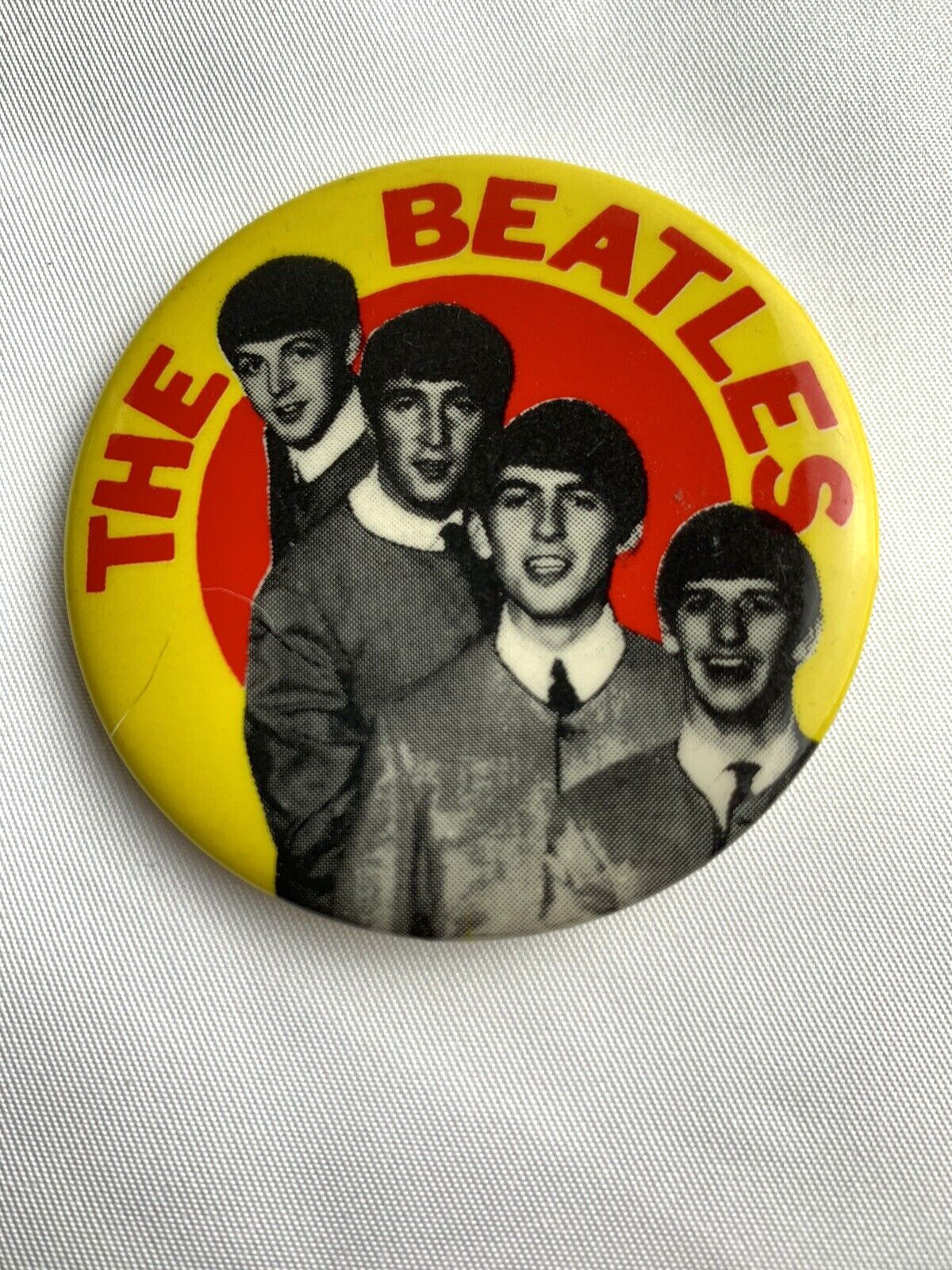 Vintage 1960s THE BEATLES pin yellow & red badge 2.25\