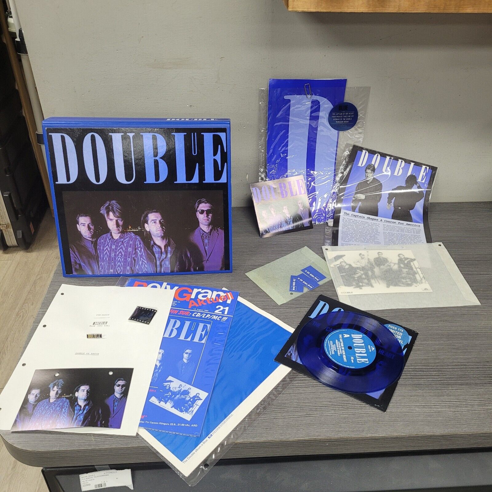 VINTAGE Blue (Double album) SWISS PRESS KIT RECORD RARE 1985 80's music band