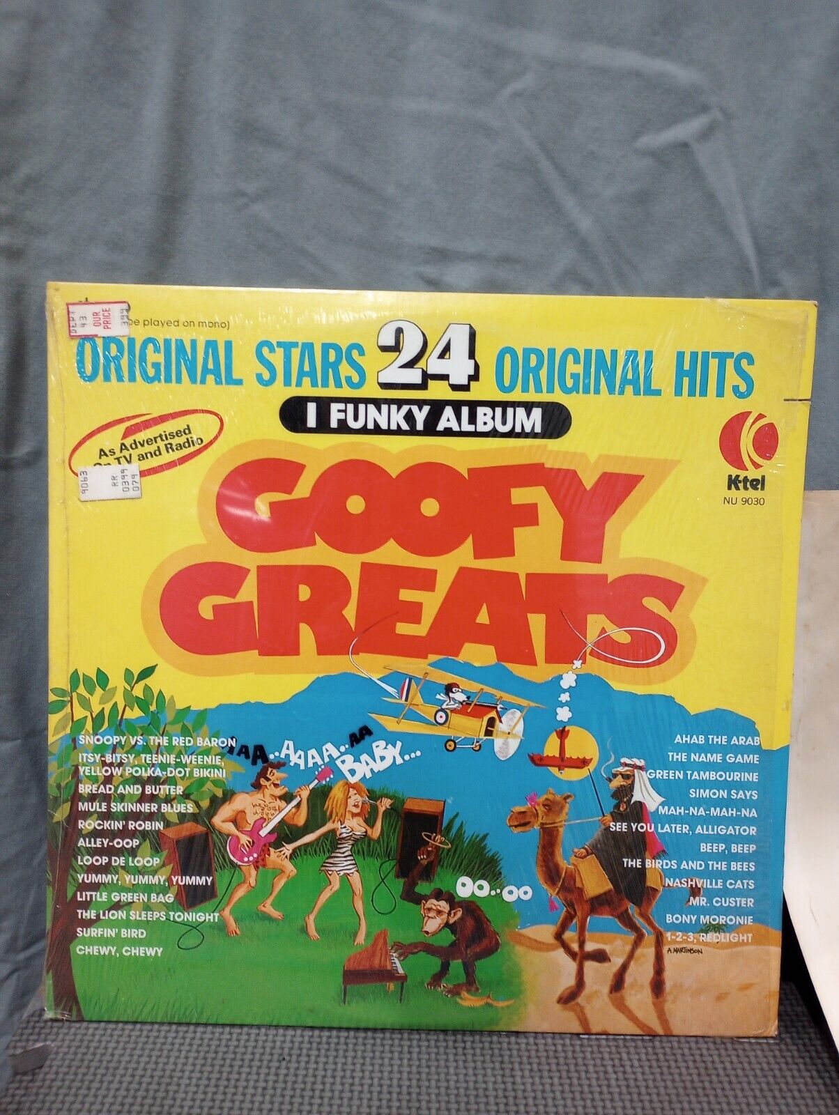 Vintage 70s Goofy Greats VINYL RECORD Album LP  Ktel Order Book 1975 Snoopy Ahab
