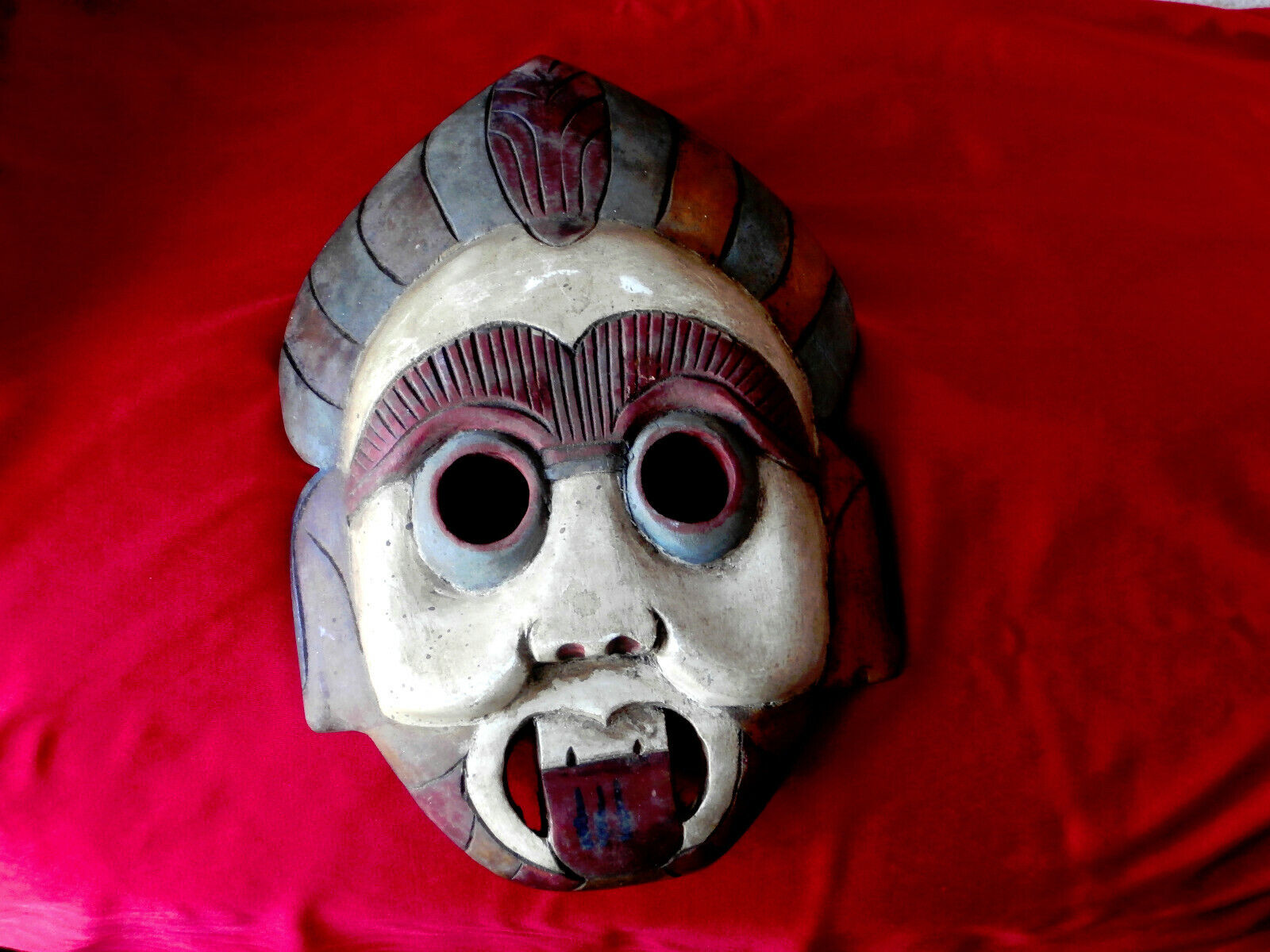 THAILAND~ HAND PAINTED WOOD MASK~ VINTAGE~HAND CARVED~ RARE~ 