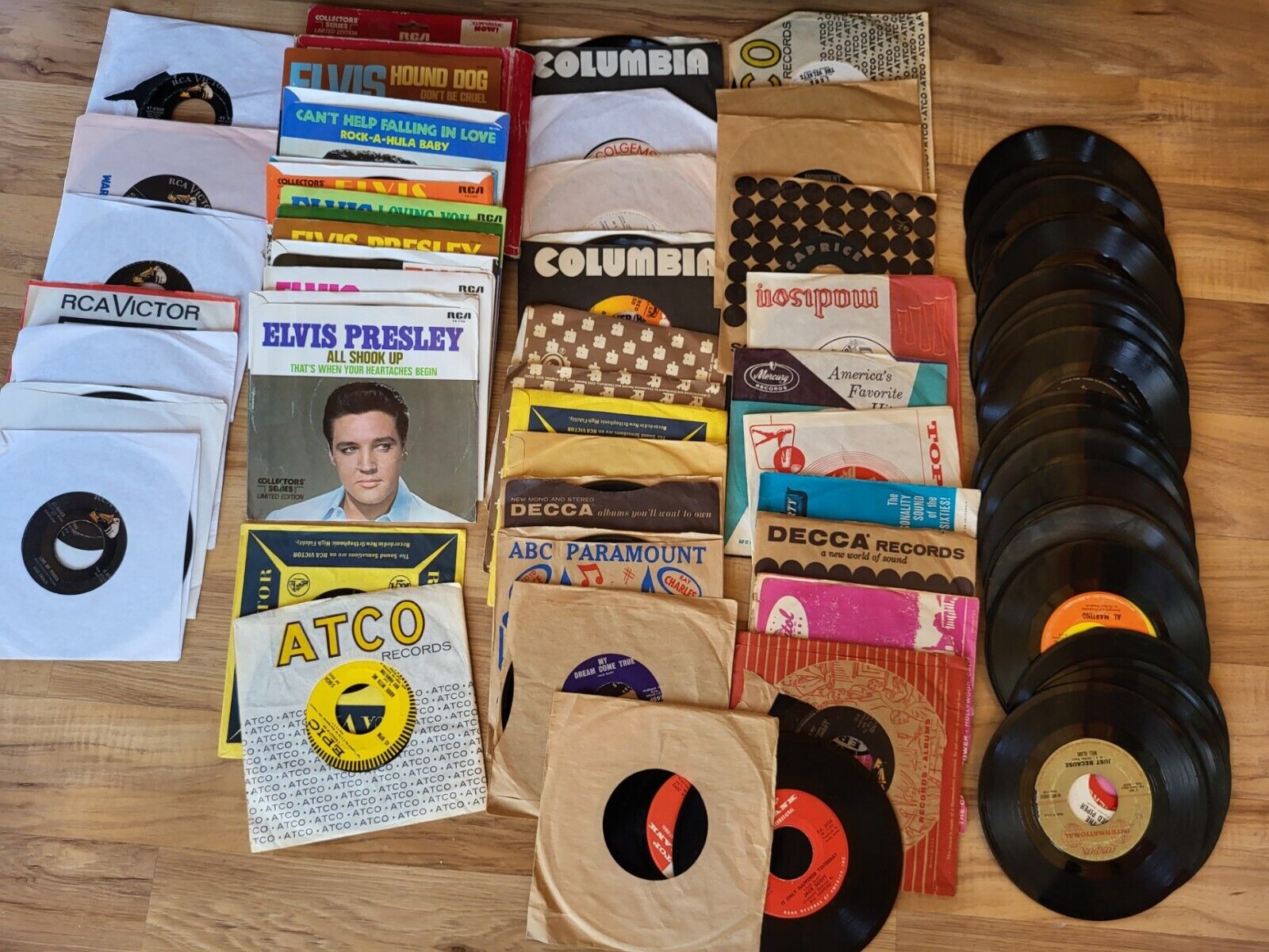 Lot Of 69 Vintage 45 RPM Records W/Collector's Series RCA Elvis Presley
