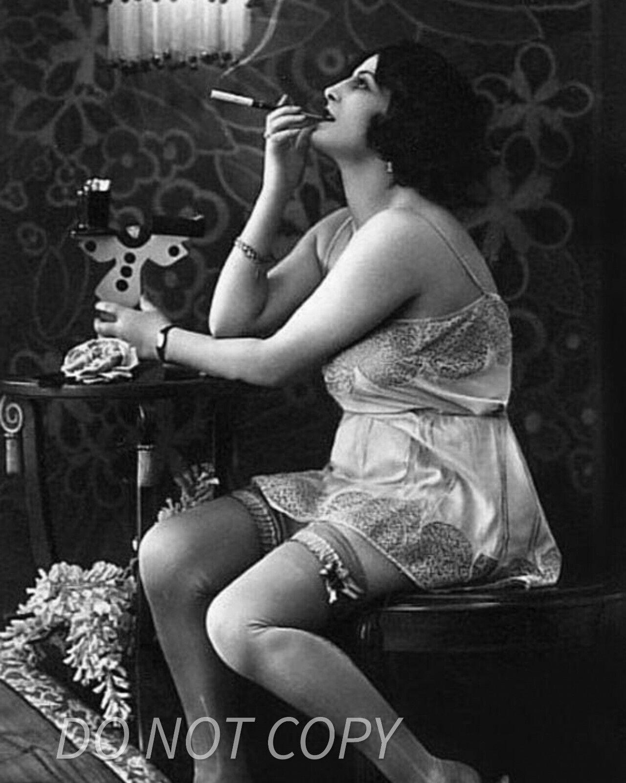 Vintage Glamor  - Flapper Girl -  PUBLICITY PHOTO