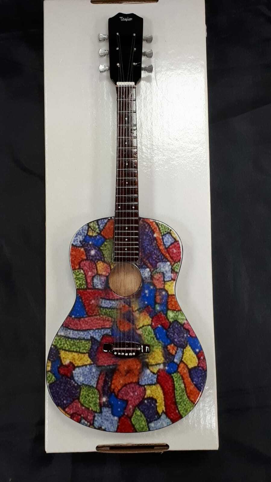 Miniature Guitar (24cm Tall) : Dolly Parton Taylor Acoustic