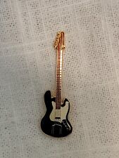 BASS GUITAR PINBACK-FENDER STYLE PIN picture