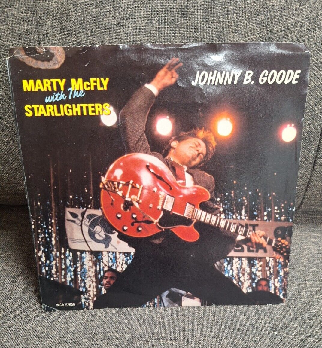 MARTY McFLY with the STARLIGHTERS Johnny B. Goode  7\