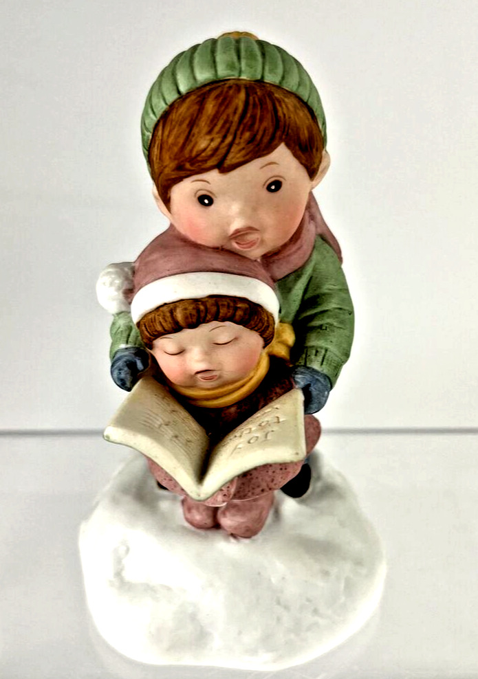 Vintage Avon Joy To The World Musical Porcelain Figurine Christmas Original Box