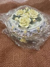 Vintage Heritage House, Music Box, Yellow Rose picture