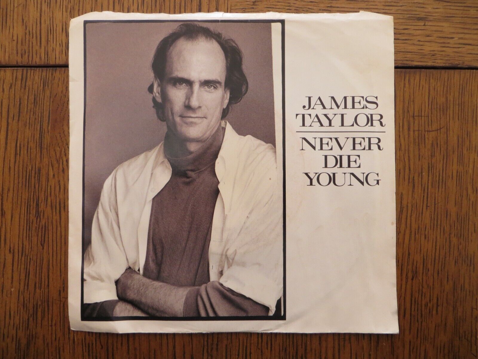 James Taylor – Never Die Young / Valentine\'s Day - 1987 - Columbia 38-07616 7\