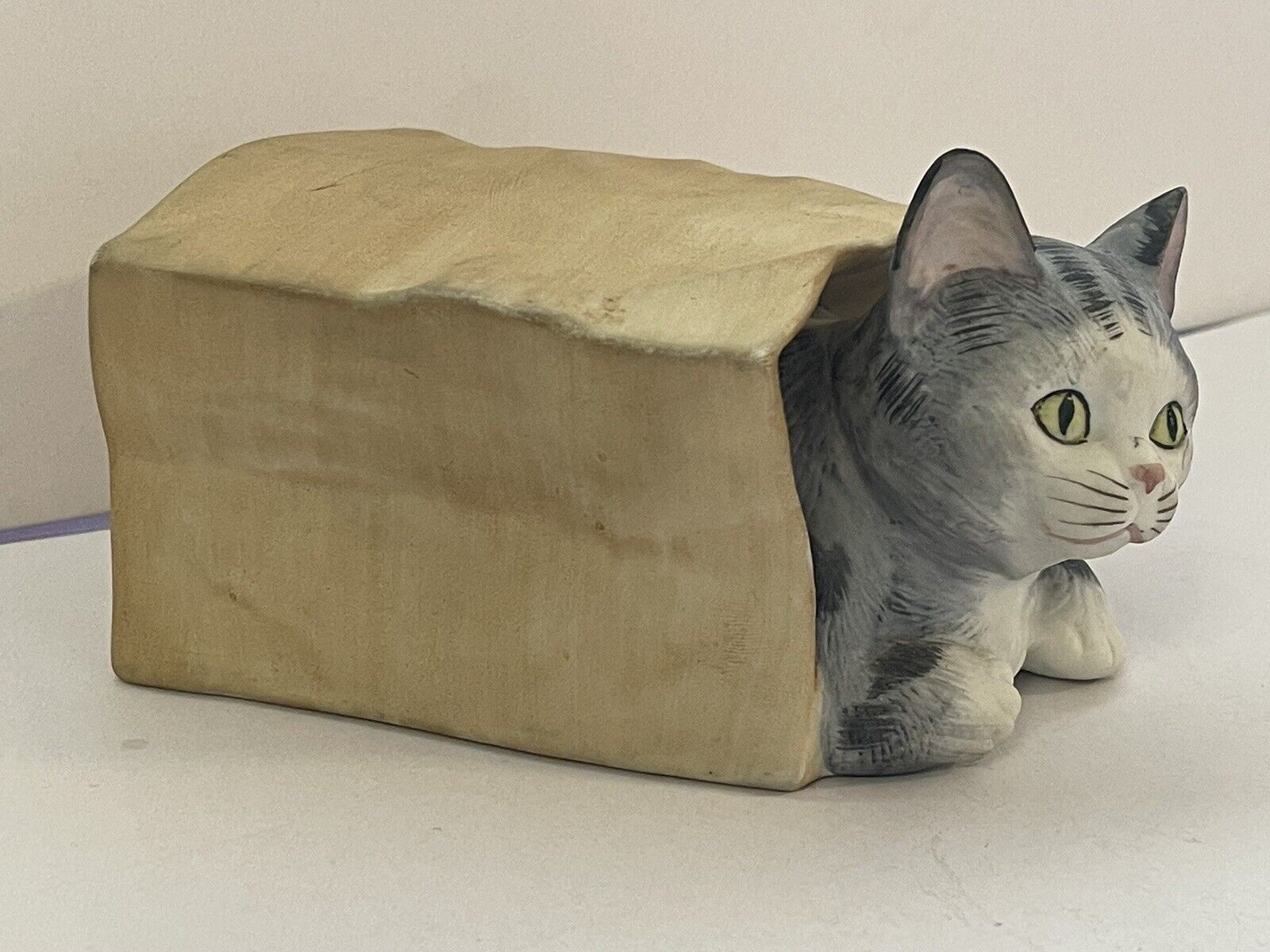 Vintage 1982 Mann Porcelain Cat Kitten in Bag Music Box 5 1/2\