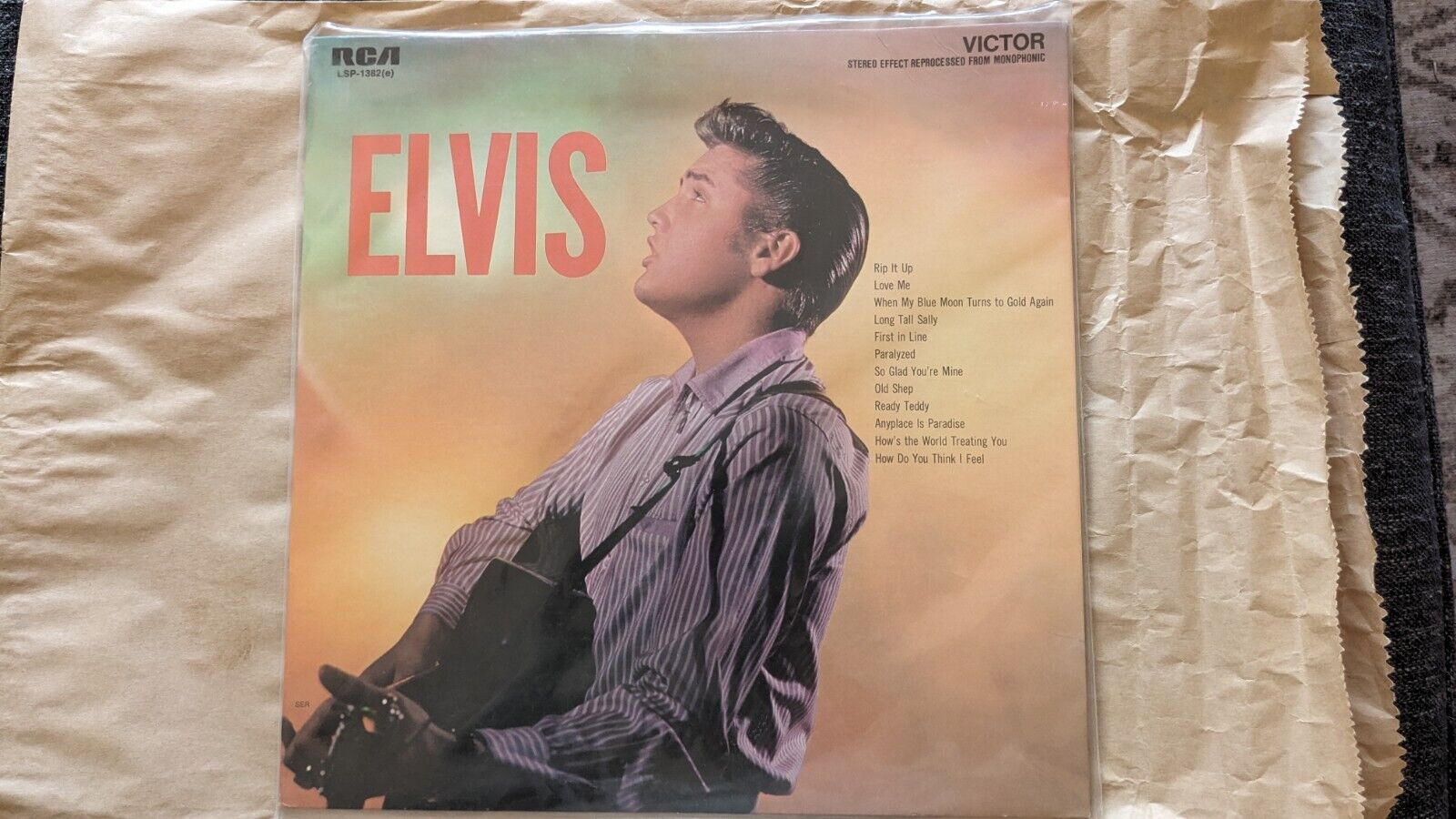 Elvis Presley RCA VICTOR Record