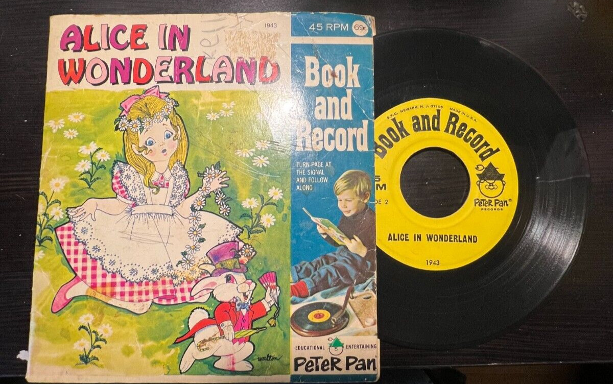 Vintage 45 RPM record and book Alice in Wonderland by Peter Pan Records 1943