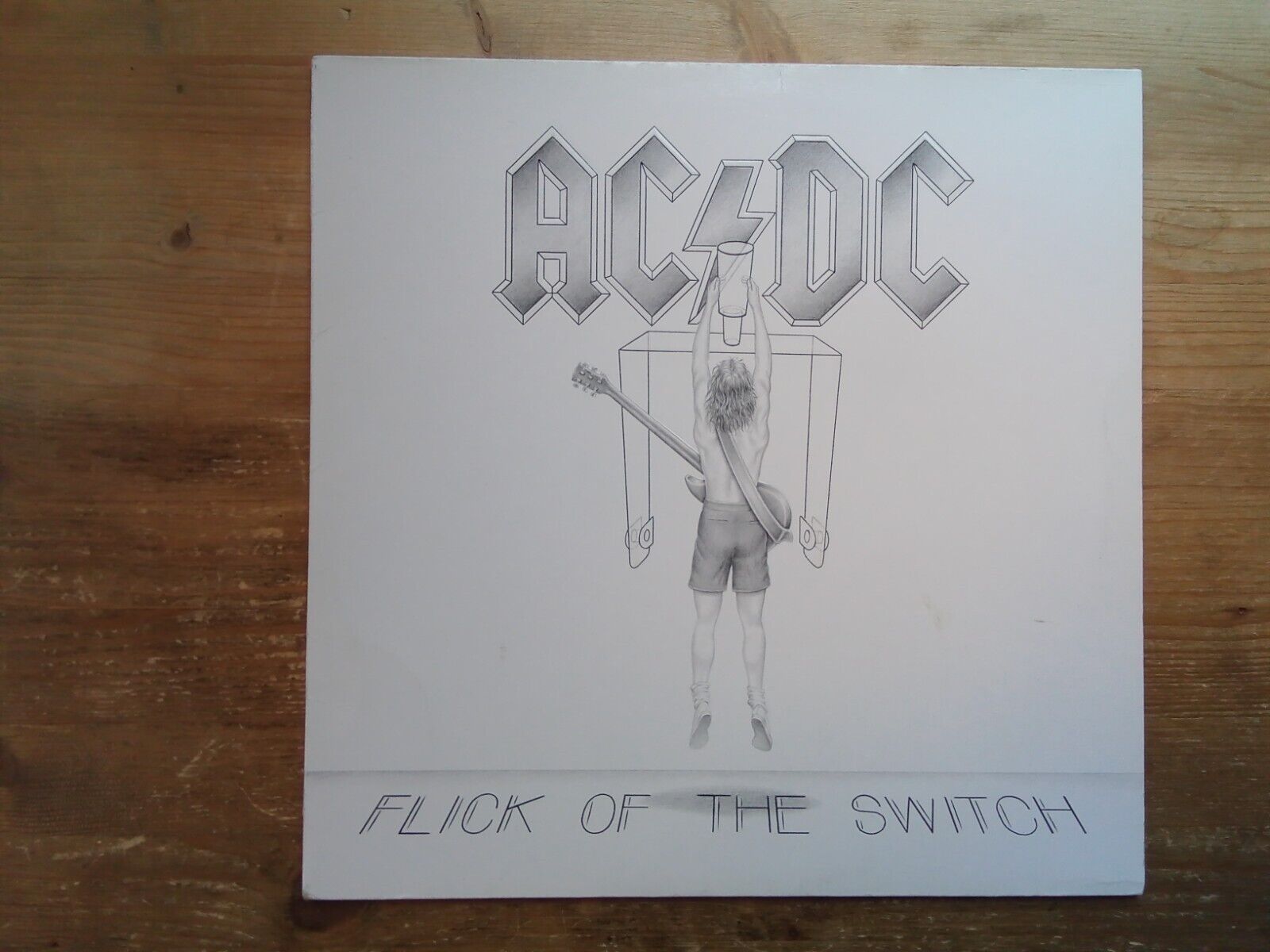 AC/DC Flick of The Switch A3/1B Very Good+ Vinyl LP Record Album 780100 (2)