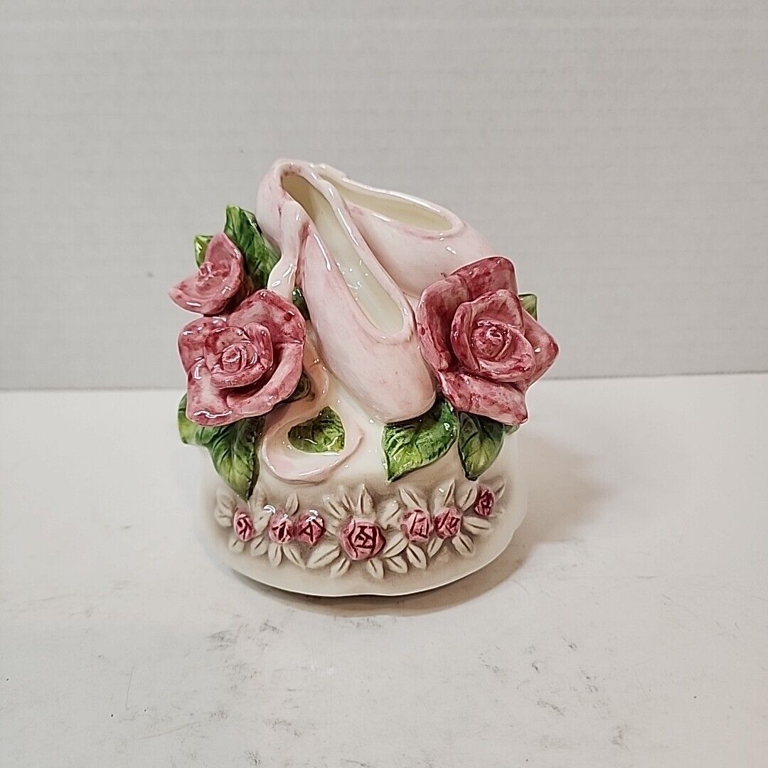 Vtg Otagiri Ceramic Music Box Red Roses & Ballet Slippers “Waltz of the Flowers\