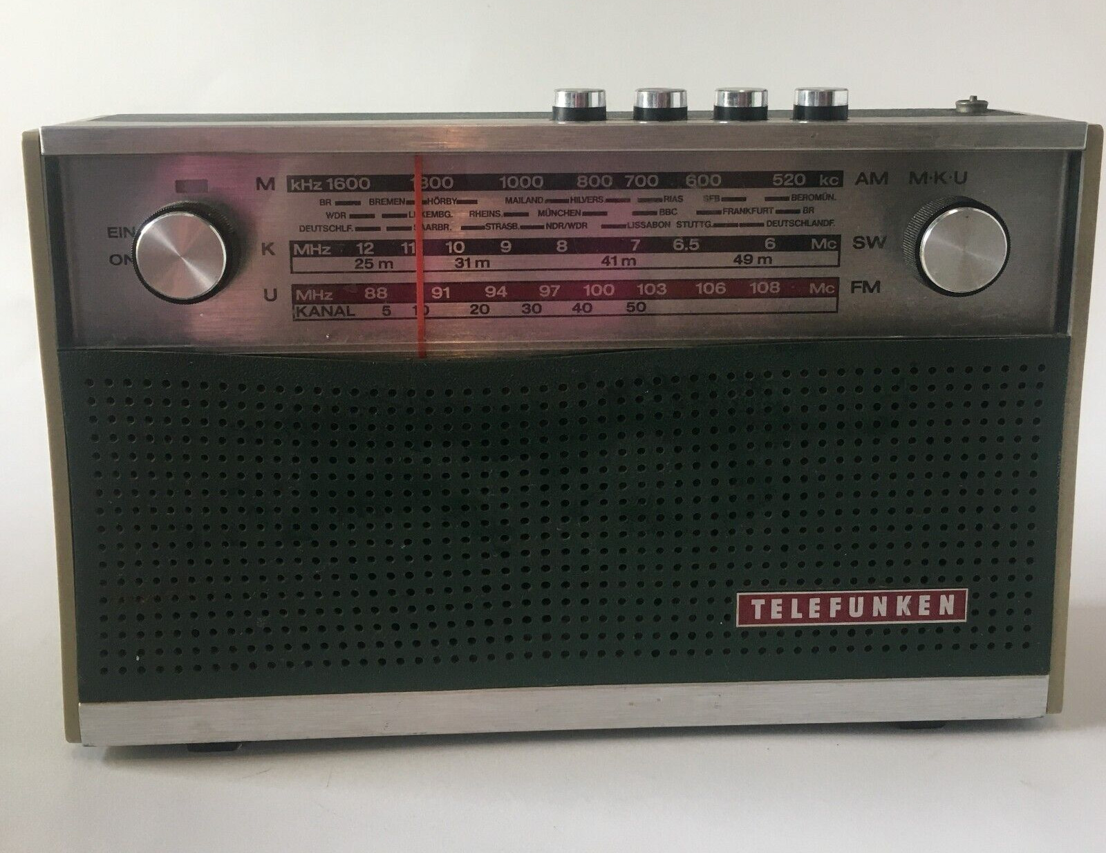 Telefunken Banjo Automatic Transistor Radio Green Battery Operated Vtg 1967-69