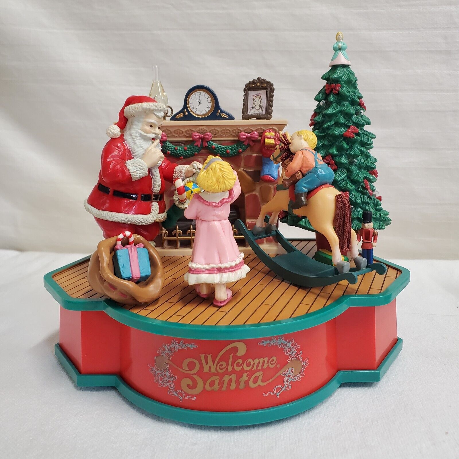 Vintage 1998 Trim A Home Welcome Santa Christmas Animated Music Box READ