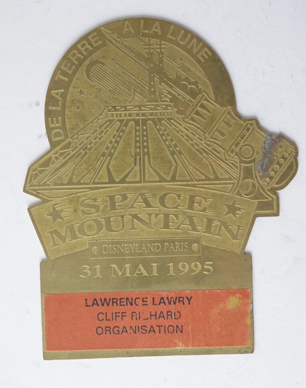 Rare Badge/Party Pass Invite Disneyland Paris Cliff Richard 31st May 1995