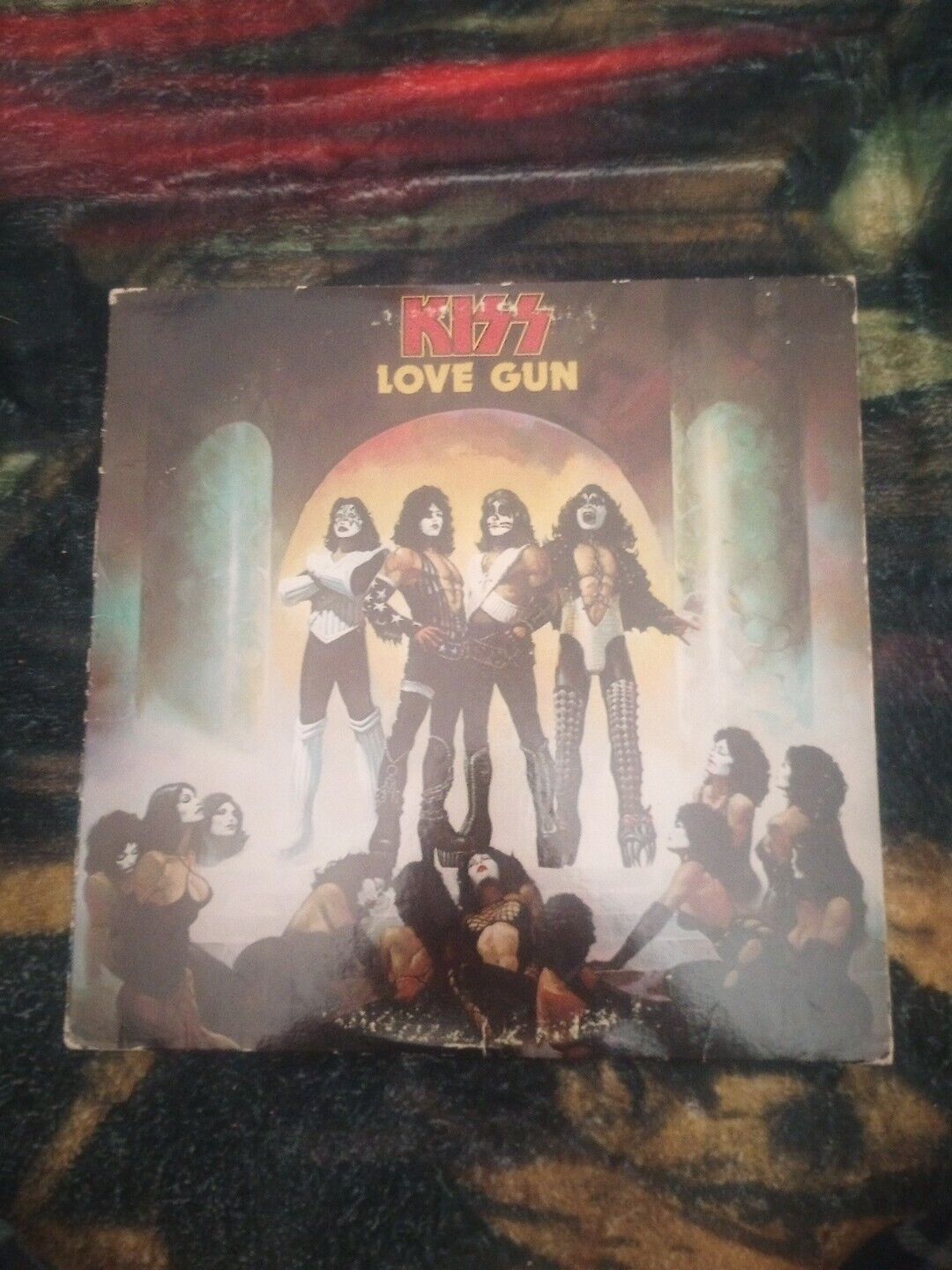 Vintage KISS Love Gun 1977 Album Casablanca  Vinyl Lp With Insert 