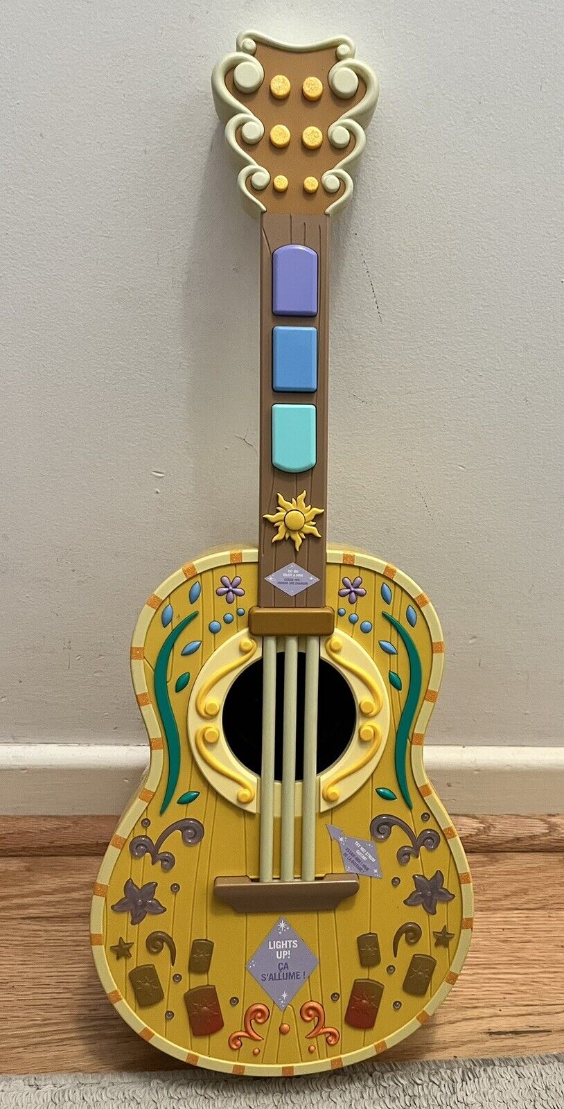 Disney Rapunzel Tangled Light Up Music Guitar Kids Toy Excellent Condition Works