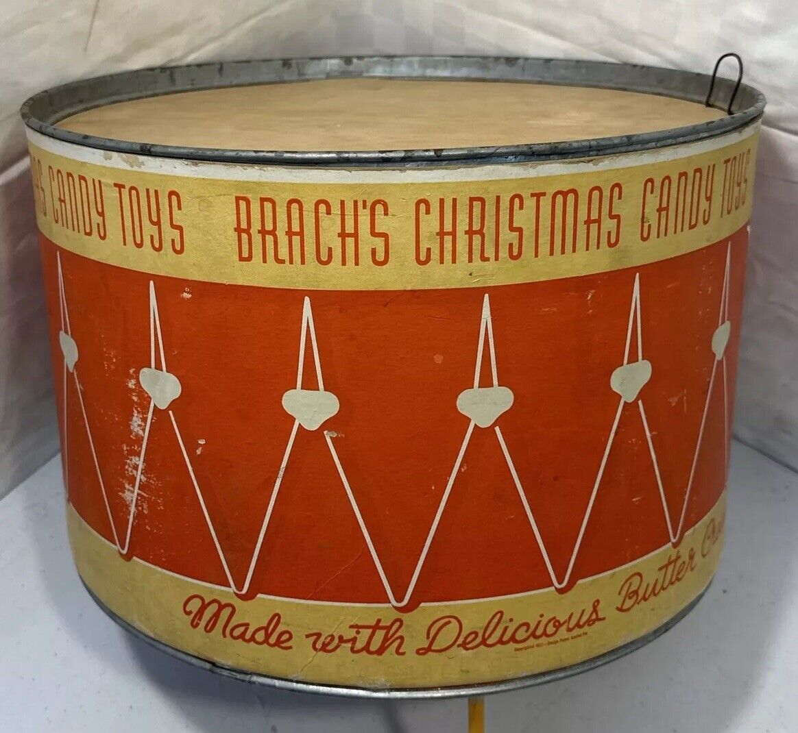 Vintage 1937 Brach\'s Christmas Candy Toys Cardboard Drum Display 14” X  9.25”