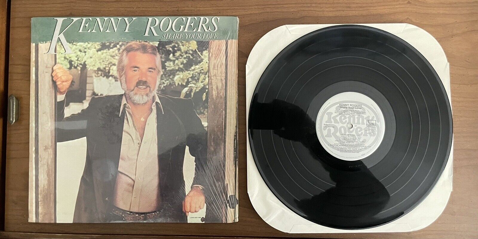 Kenny Rogers - Share Your Love Capitol/Liberty Records 1981 Rare Vintage Vinyl