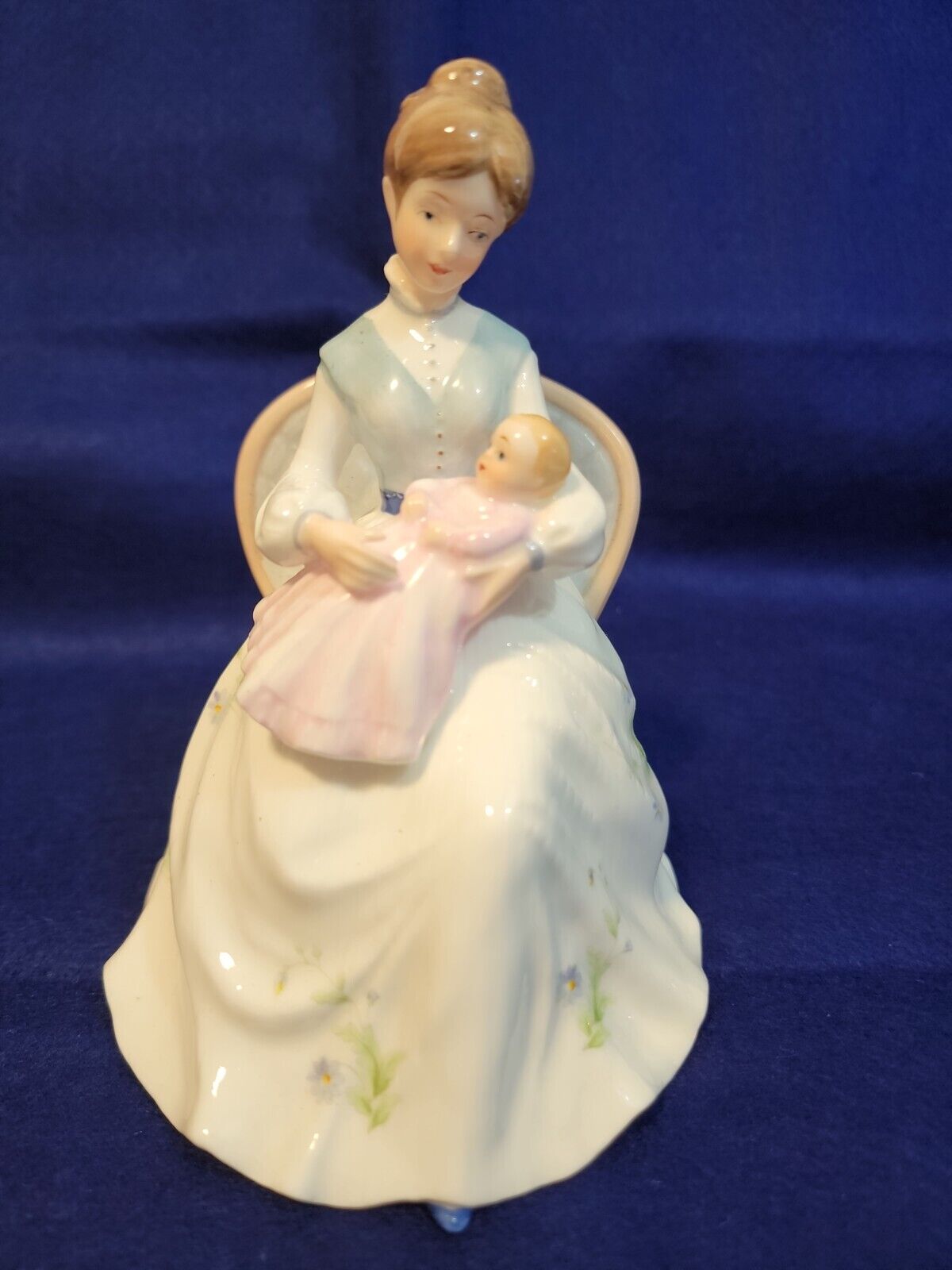 Vintage ENESCO Porcelain Mother & Baby Music Box - Lullaby Song