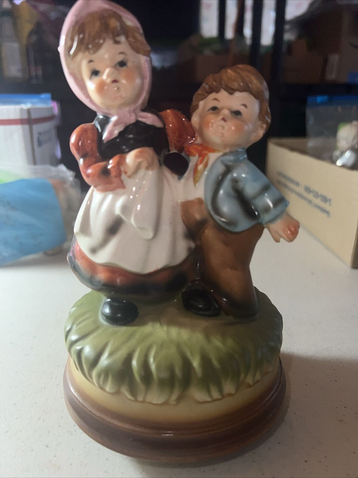 Vintage Art mark Music Box Boy And Girl Made In Japan