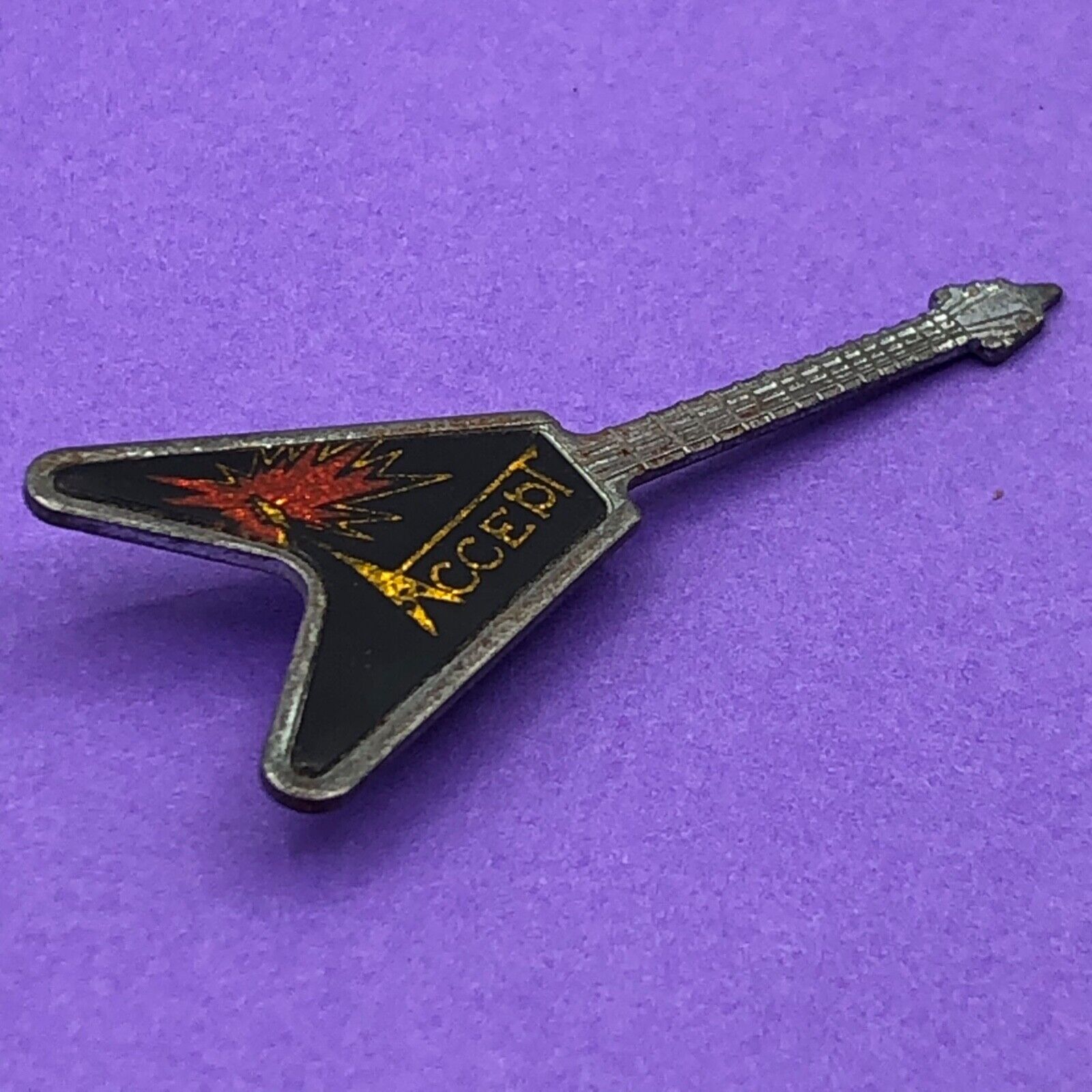 Accept Metal Guitar Pin Badge 1980s
