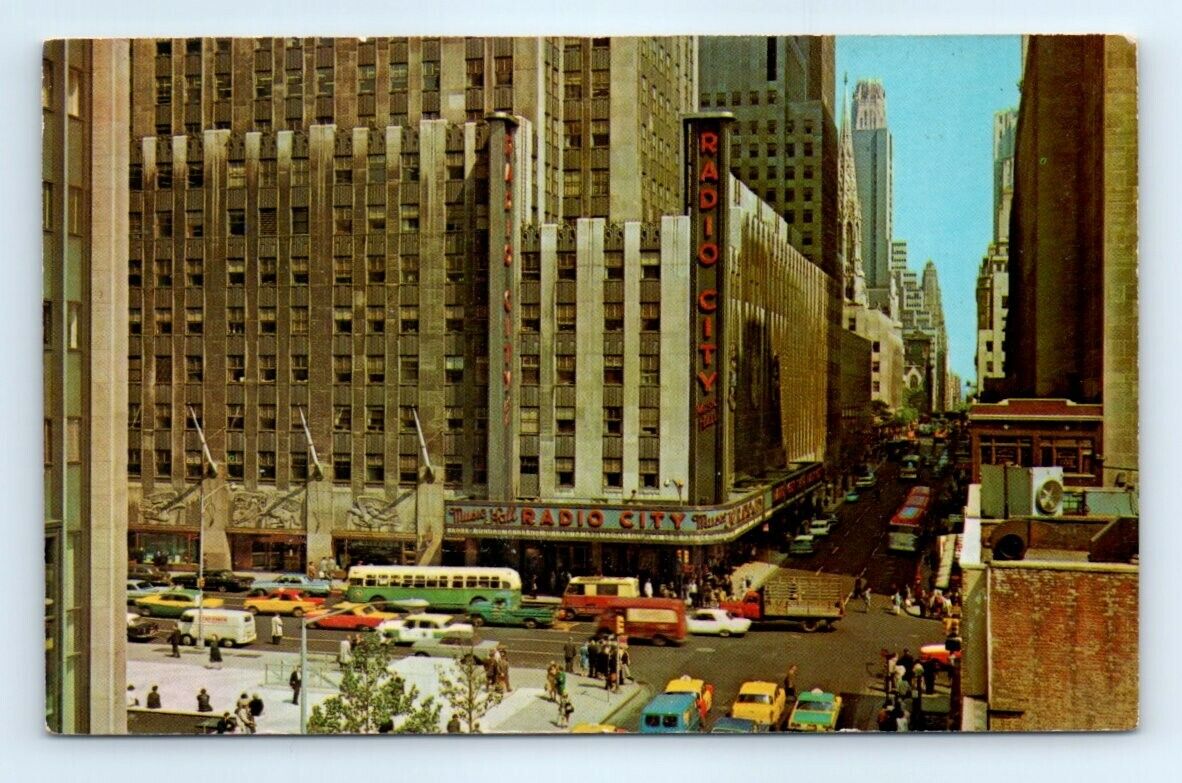 Postcard NY New York City Radio City Music Hall c1960s Vtg Bus Taxi D9