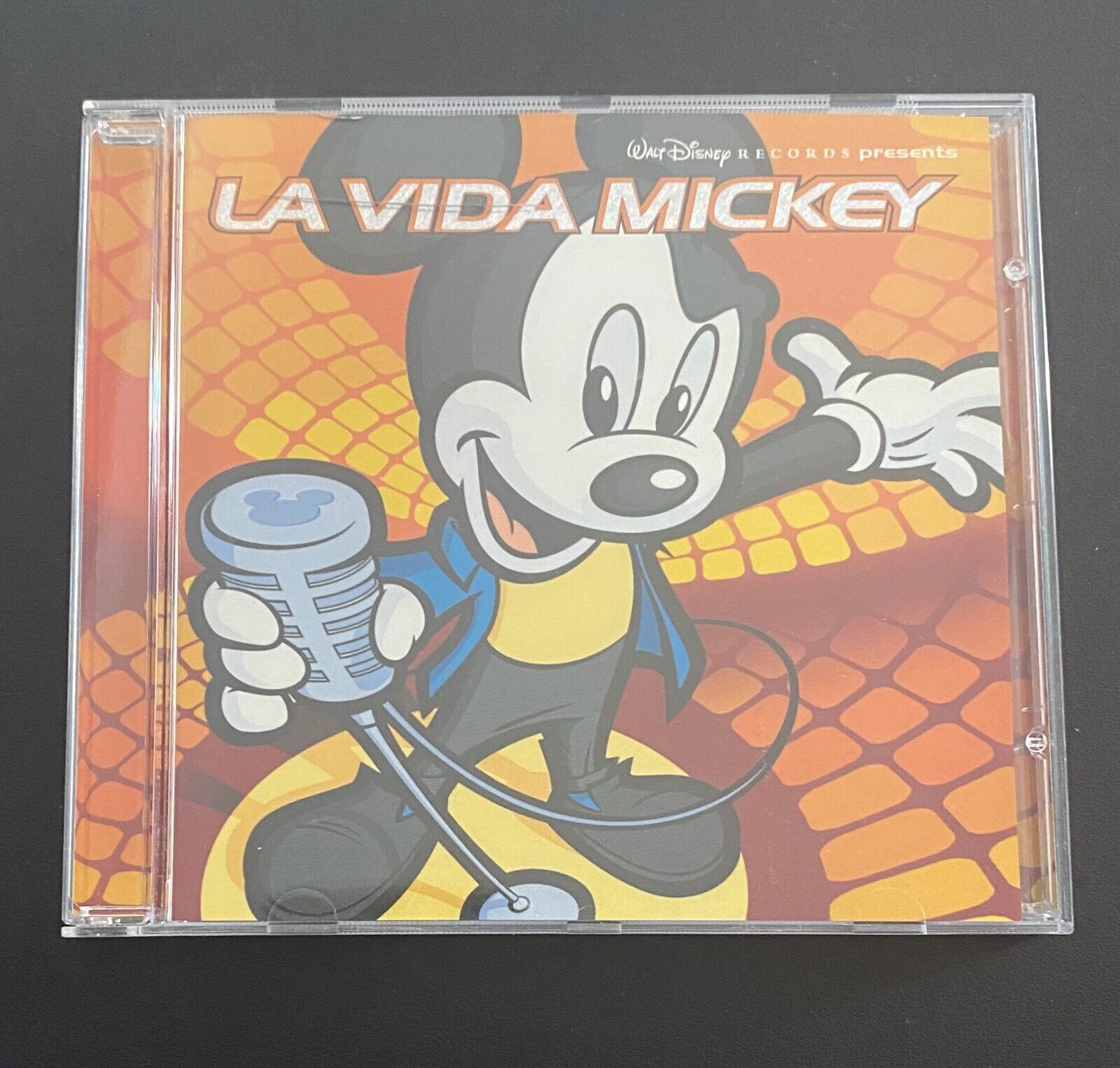 Walt Disney Records Presents La Vida Mickey (CD, 2000, Disney)