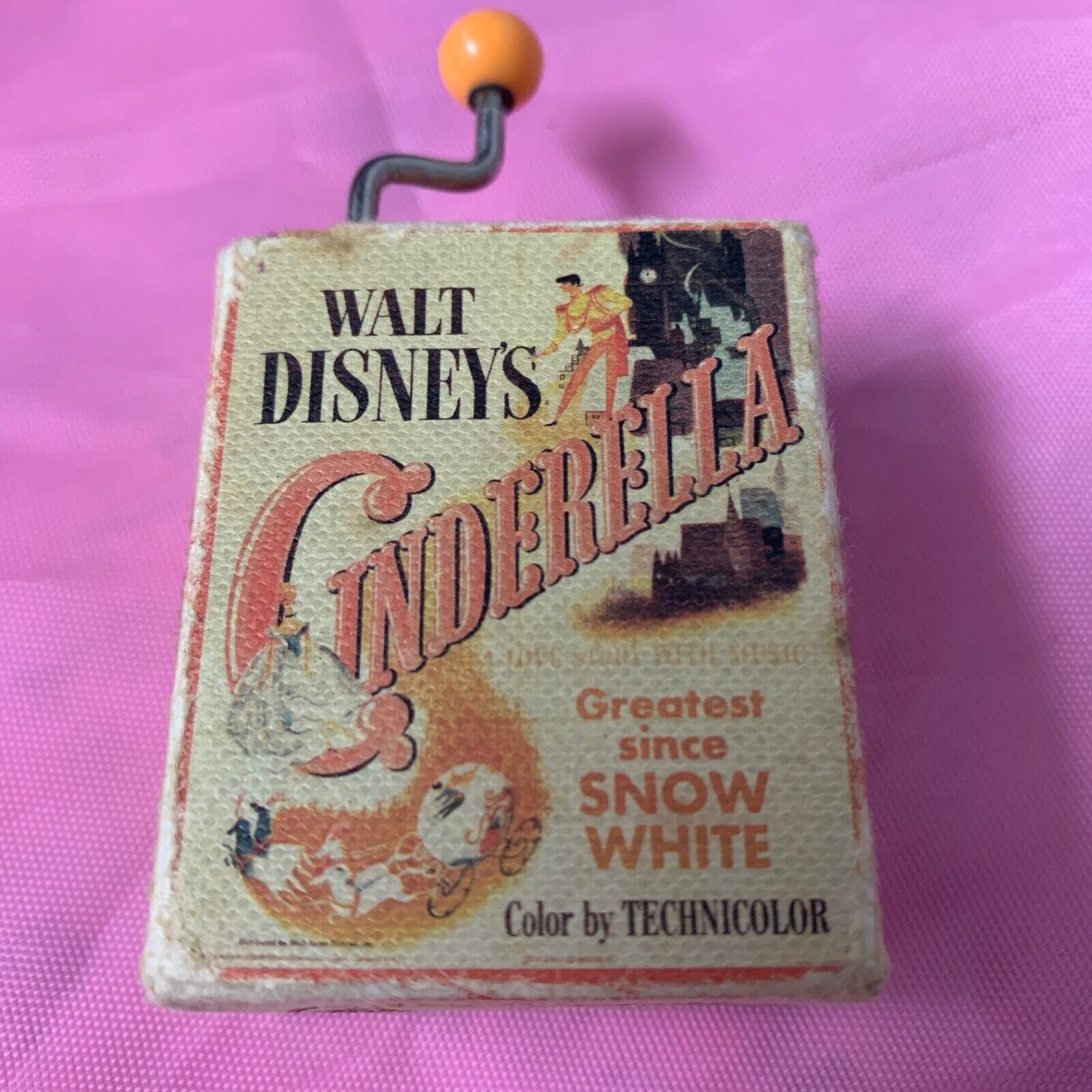 VINTAGE WALT DISNEY'S CINDERELLA Mini Music Box Color By Technicolor 1948