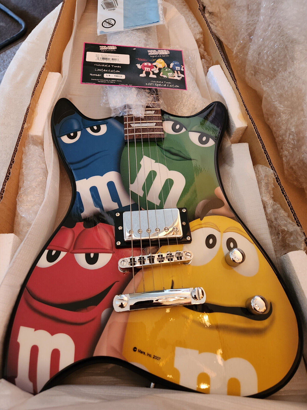 M&M\'s/MAR\'S Candies 4 colors Full Size 2007 Electric Guitar MINT RARE S/N:F00113