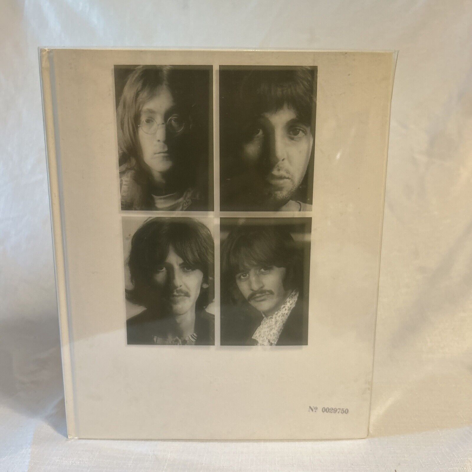 The Beatles White Album Super Deluxe Anniversary Edition 6-CD  + Blu Ray NEW
