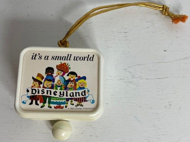 Walt Disney World It's A Small World Pull String Music Box Vintage Tested WORKS