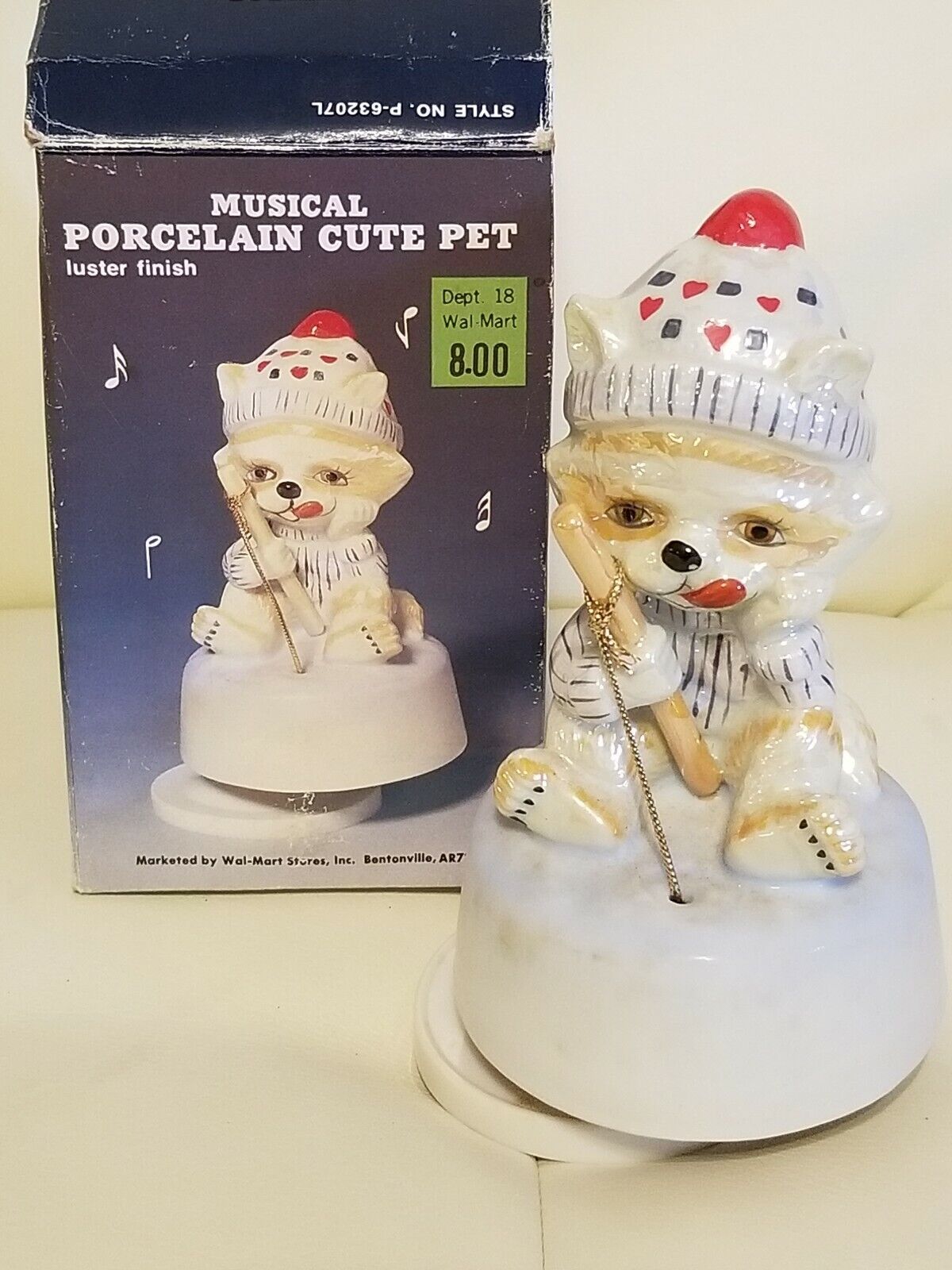 Vintage Porcelain Musical Cute Pet Figurine Christmas Winter Fox Ice Fishing
