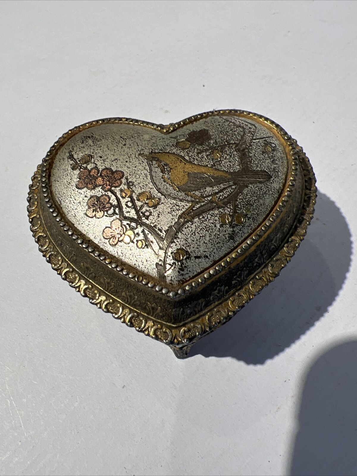 Vintage Music Box Brass Heart  Jewelry Trinket Box Made In Japan Sankyo works