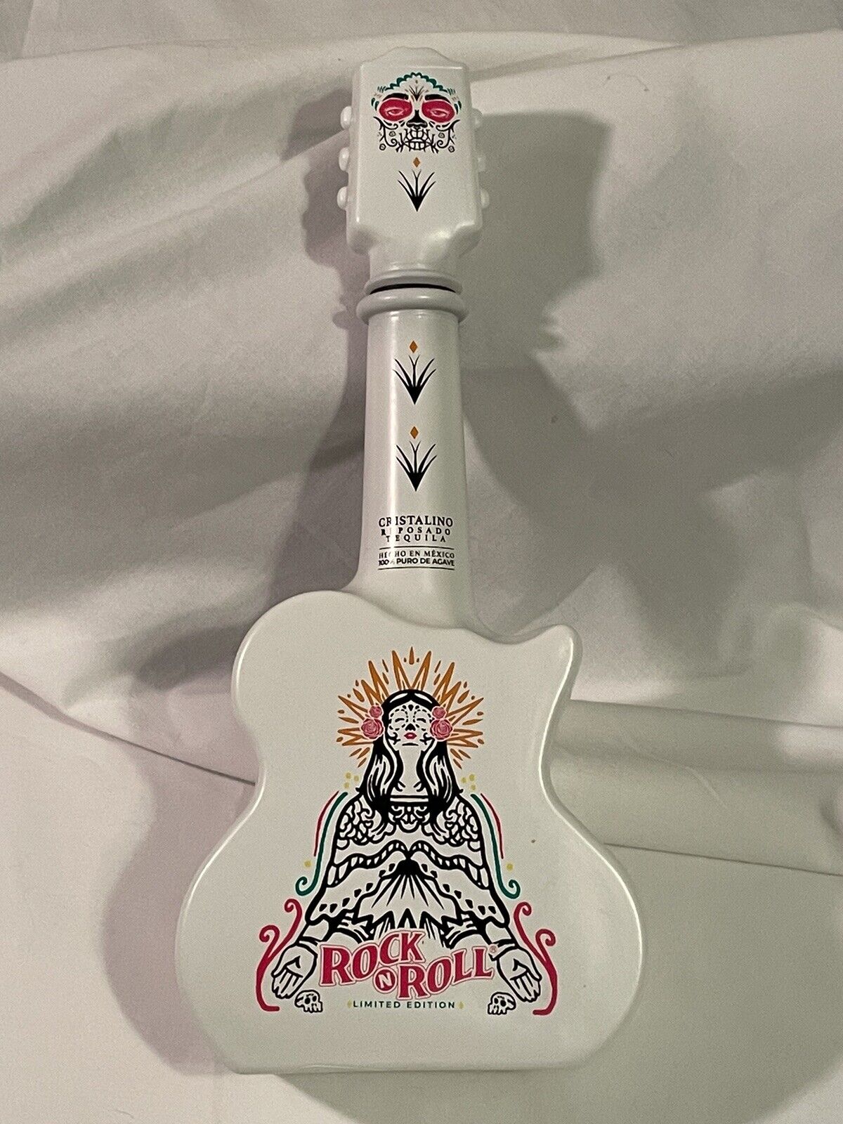 Rock N Roll Tequila White Guitar Bottle Empty Cristalino Reposado Limited Edit’n