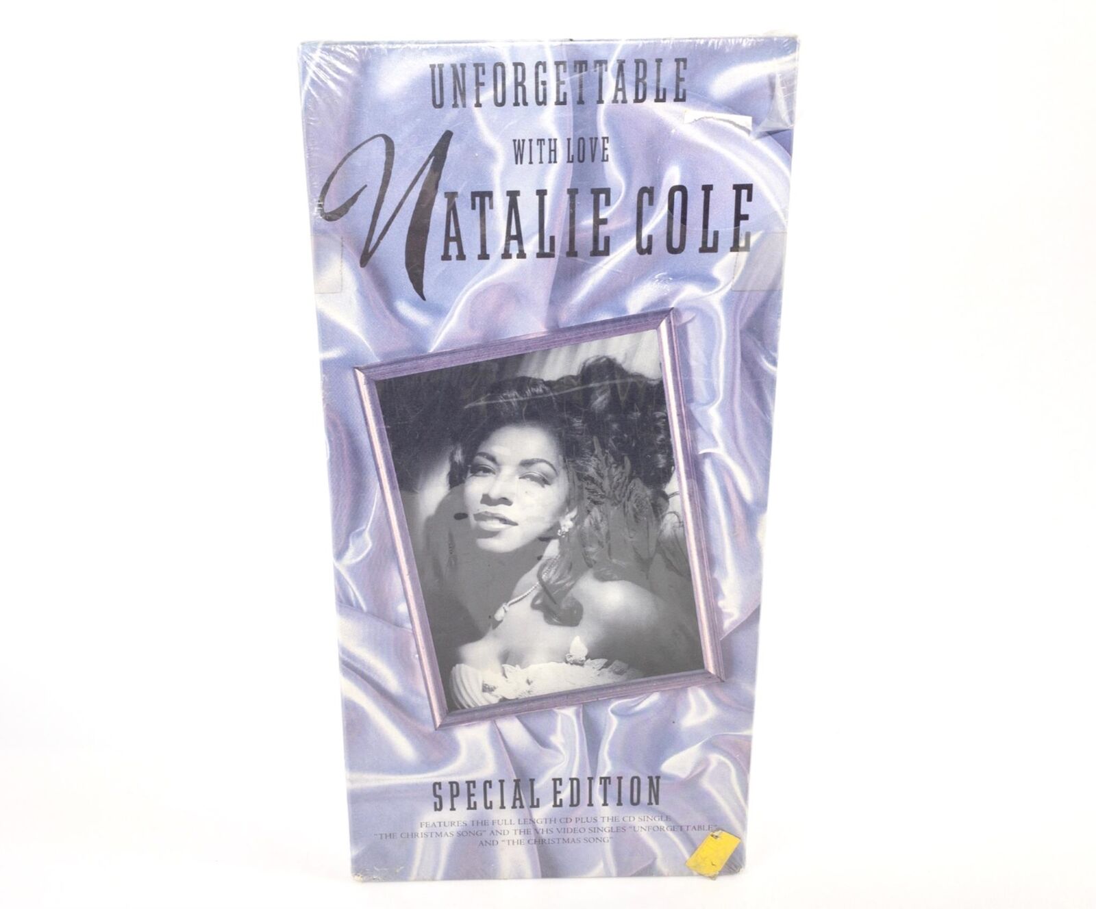 UNFORGETTABLE With Love NATALIE COLE Special Edition Box Set 2 CDs 1 VHS. Sealed
