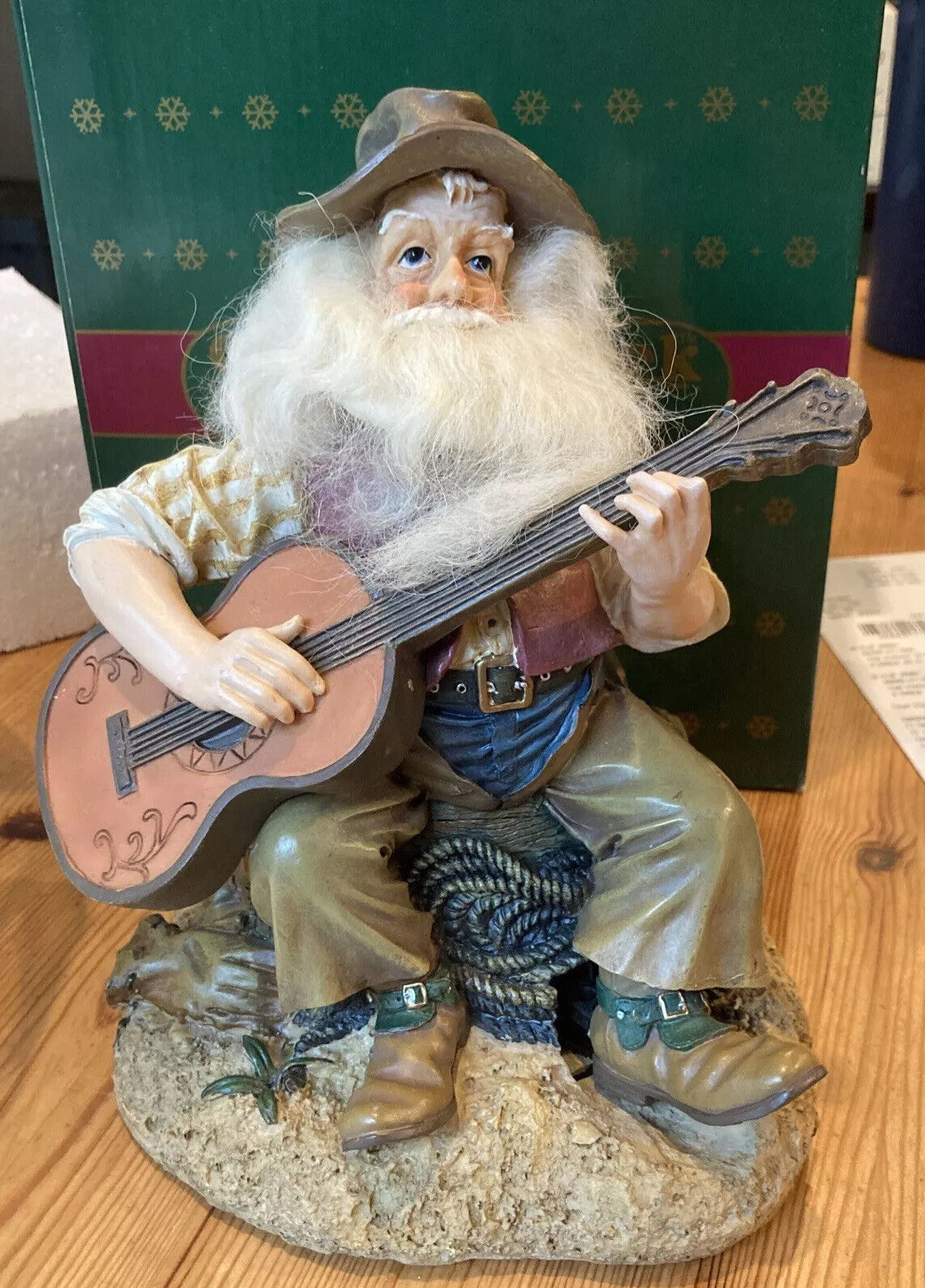 Guitar Singing Cowboy Playing Santa Claus Coming to Town Mountain Man-Non Workin