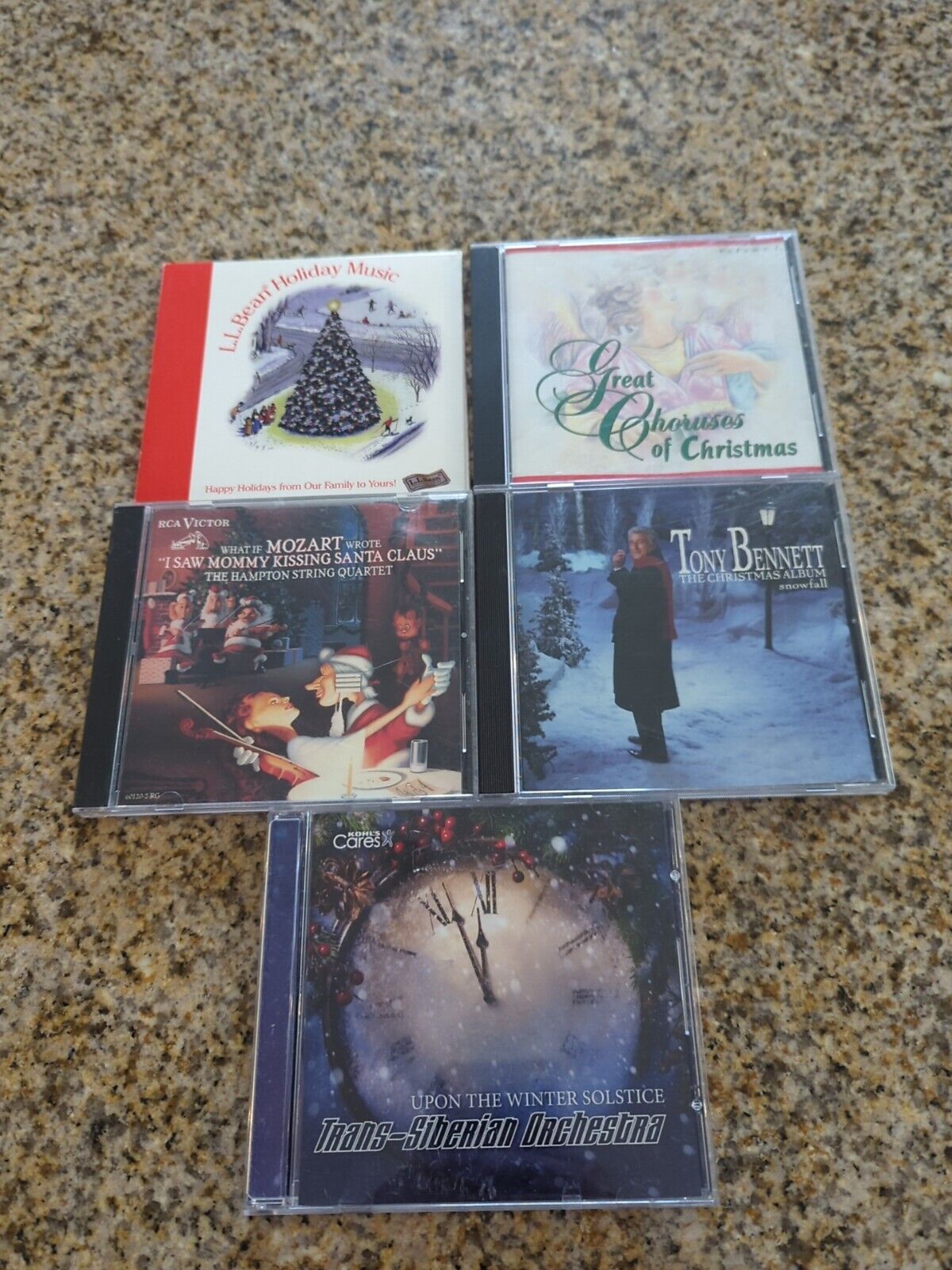 Lot of 5 Christmas CDS - L13 Choruses, Mozart, Bennett, Trans Siberian