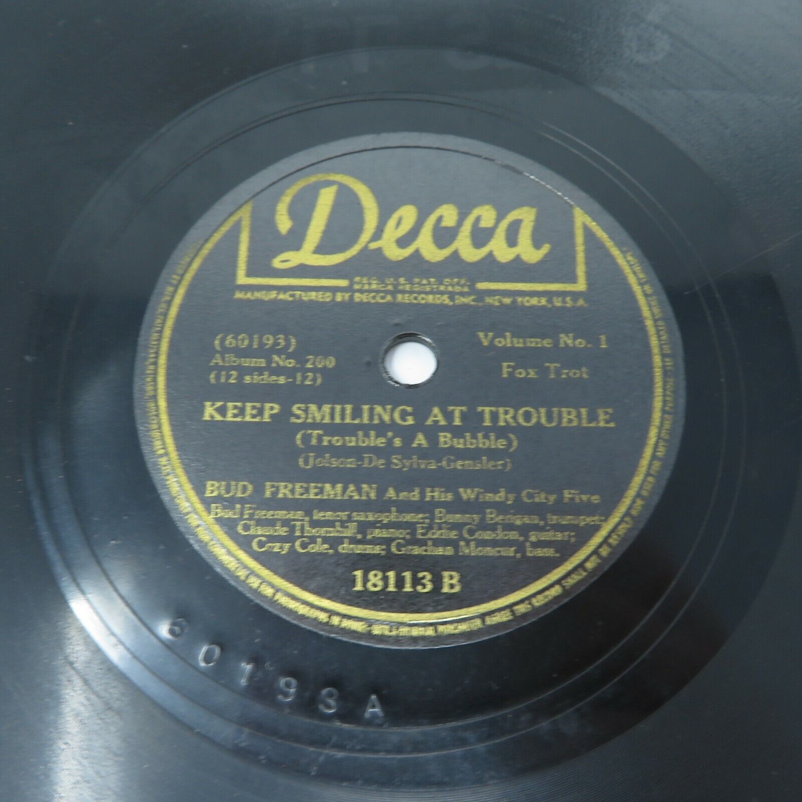 Vintage Bud Freeman - Keep Smiling at Trouble - 18113B Decca 1935 Vinyl Record