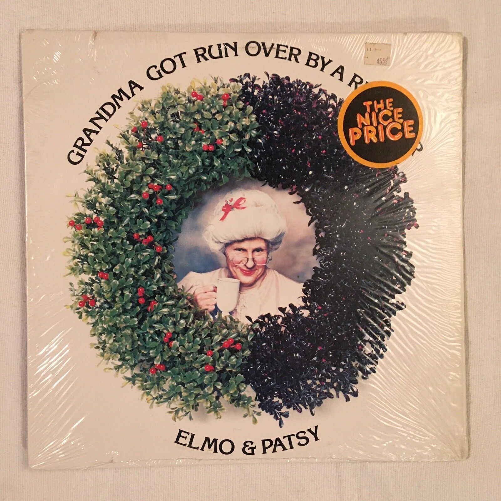ELMO & PATSY GRANDMA GOT RUN OVER BY A REINDEER VG+ PE-39931 LP VINYL RECORD