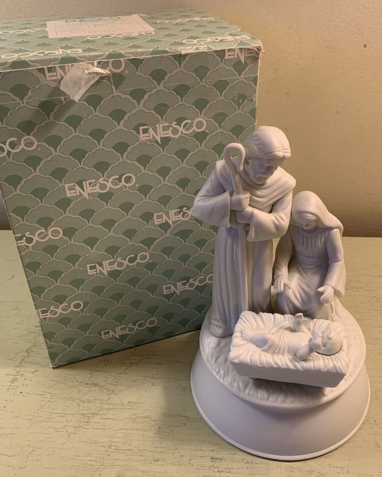 VINTAGE ENESCO WHITE BISQUE NATIVITY MUSICAL Christmas Silent Night